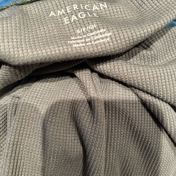 Top - Picture 3 of 6